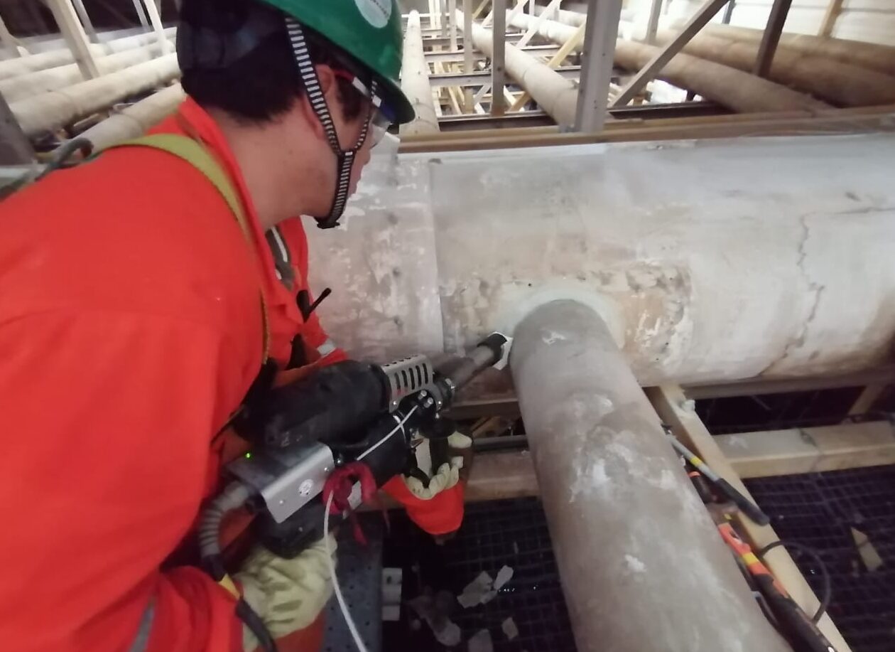 Servicio de reparación de tuberías de torre sucia