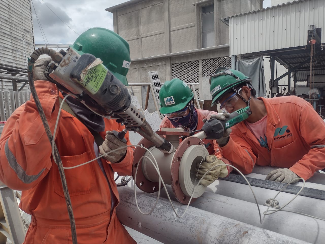 Injerto de 2" PPL en tubería de 6" PPL